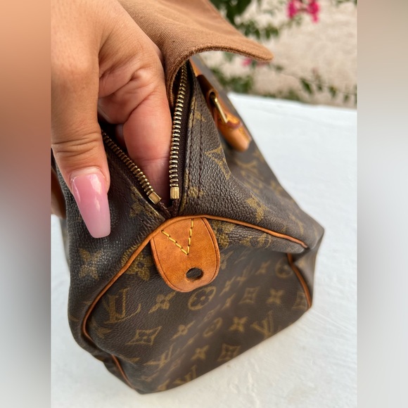 😍❤️ CUTE Authentic Louis Vuitton Speedy 30❤️😍 - Picture 13 of 13